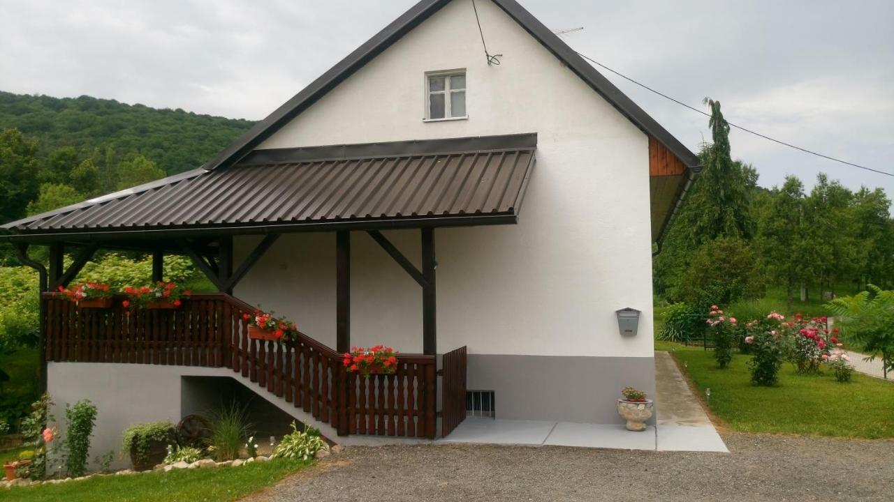 Kuca Za Odmor Luna Villa Slunj Eksteriør bilde